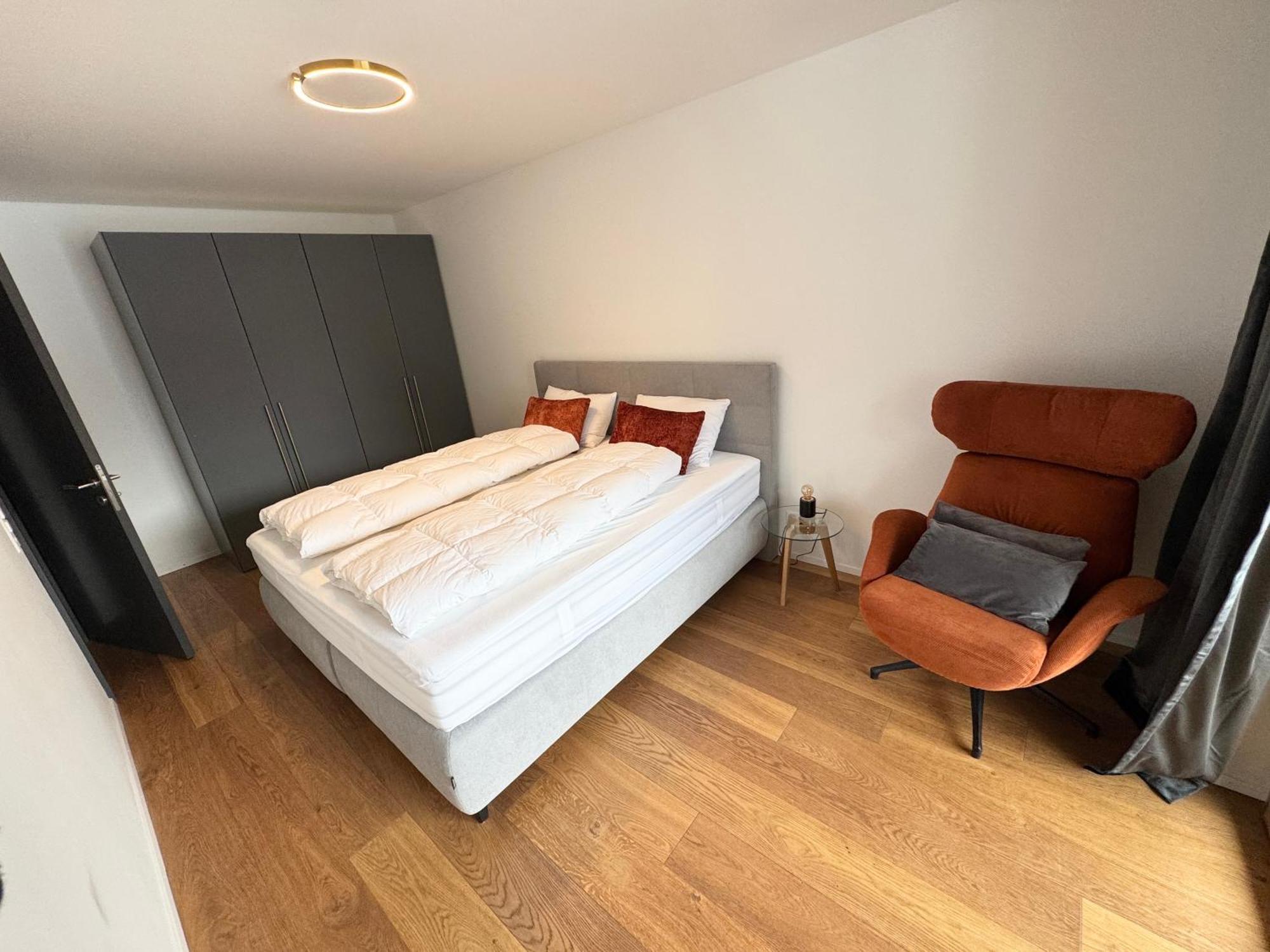 Beautiful Sunny New 1 Bed Apt Flims Ngoại thất bức ảnh