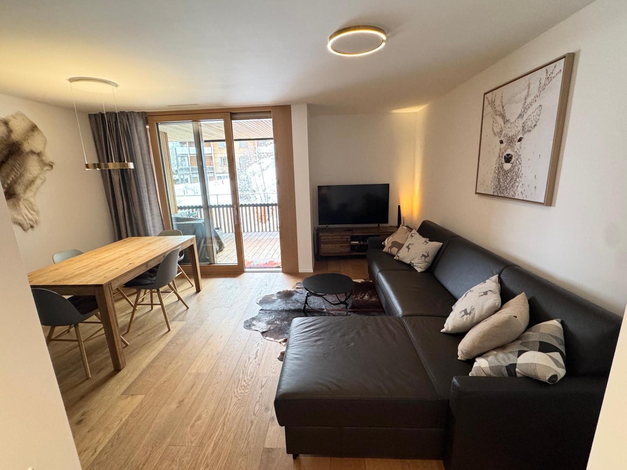 Beautiful Sunny New 1 Bed Apt Flims Ngoại thất bức ảnh