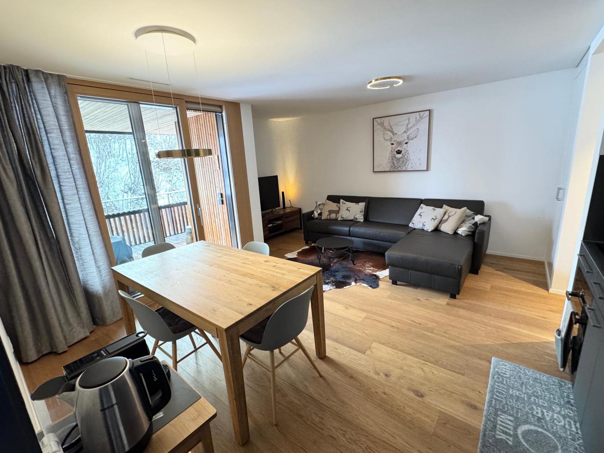 Beautiful Sunny New 1 Bed Apt Flims Ngoại thất bức ảnh